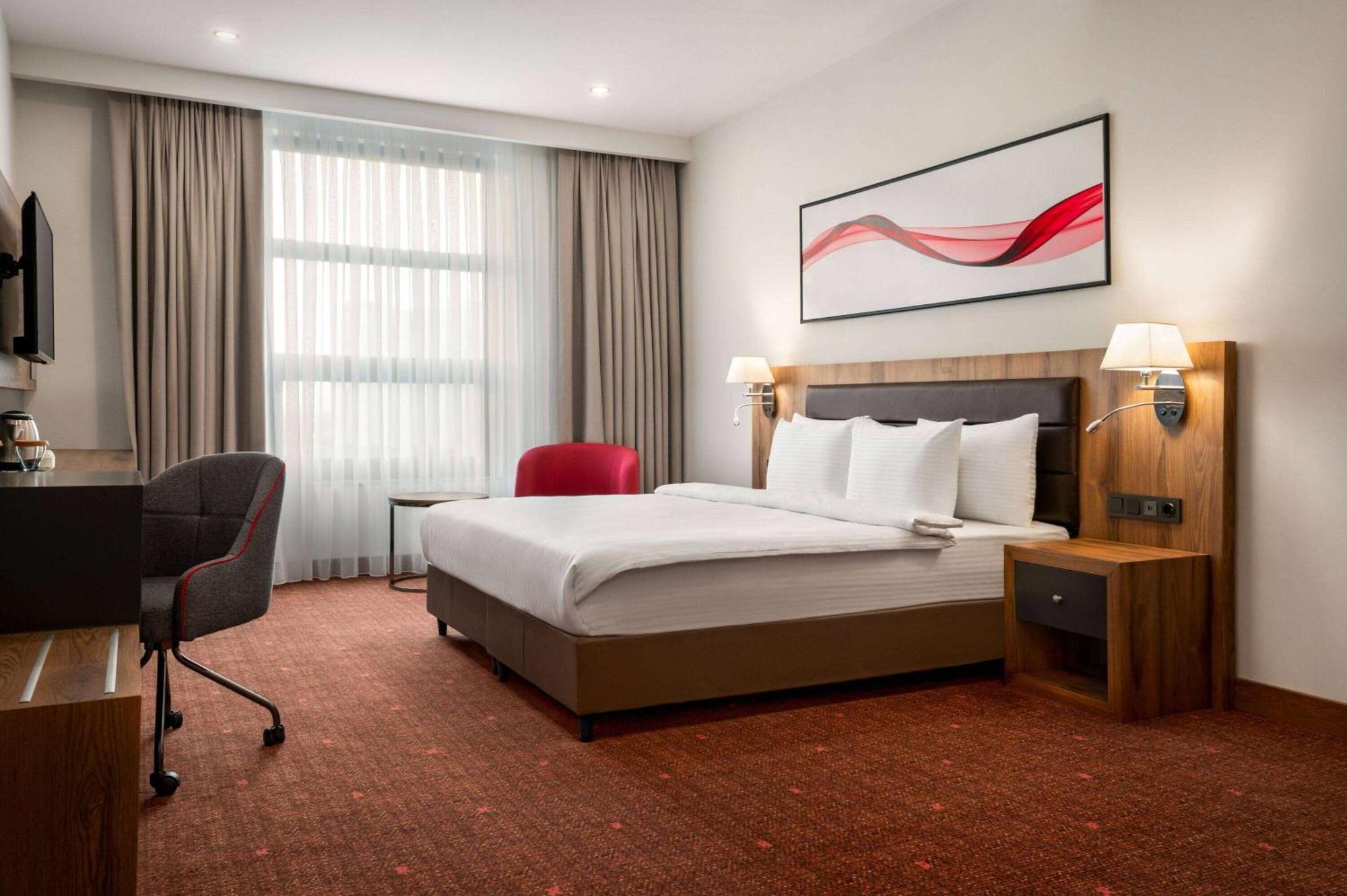 Ramada By Wyndham Karacabey Hotel Bursa Exterior foto